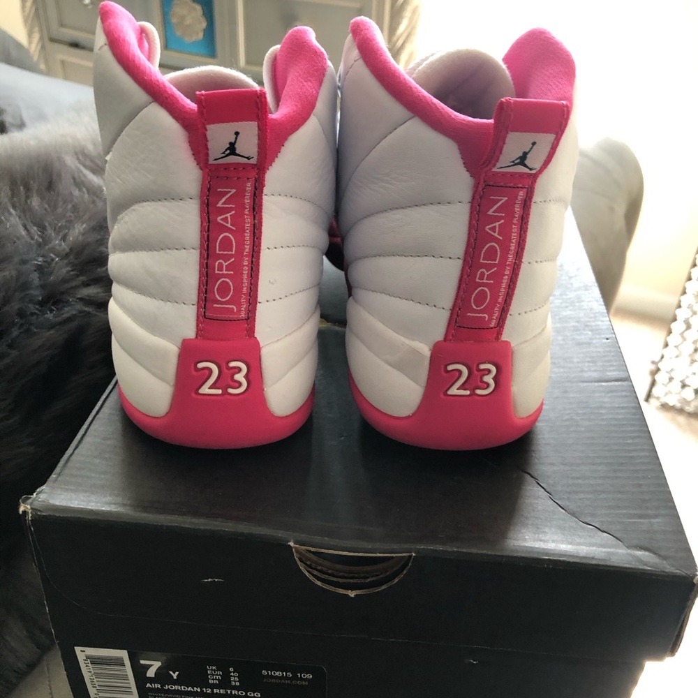 Air Jordan 12 Retro (Fuchsia/White) - image 2